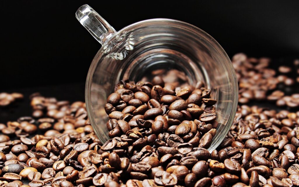 炭コーヒーは体に悪い？副作用やダイエット効果があって痩せるのかも調査！
